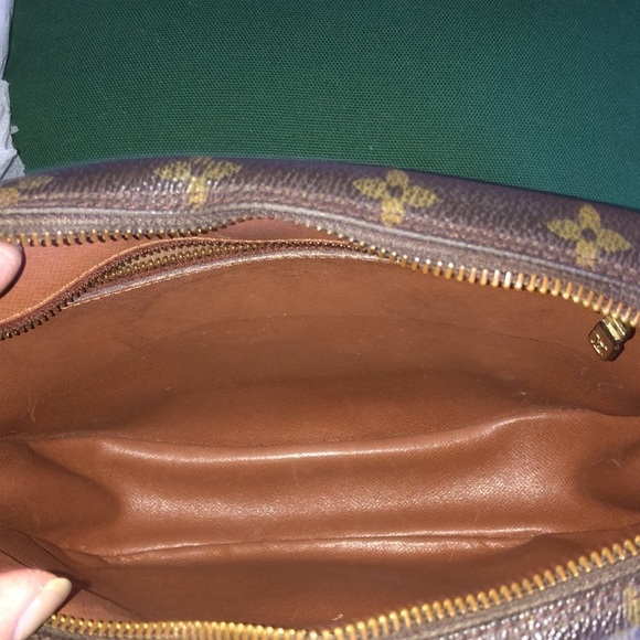 Louis Vuitton Jeune Fille Crossbody - Picture 4 of 4